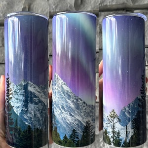 Alaska Tumbler with Northern Lights Design - Perfect for Adventure & Travel