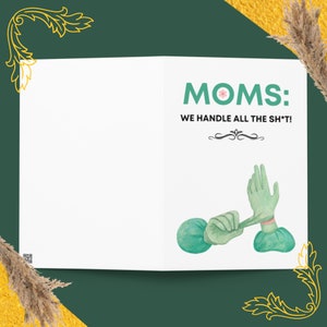 Cartão engraçado para o dia das mães - mães: nós cuidamos de toda a merda!, cartão engraçado para a mãe, cartão engraçado para ela, presentes para mulheres, presente engraçado para o dia das mães