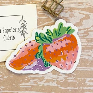Sticker mignon fraise, illustration de fruits d'été peinte à la main, vinyle, finition imperméable super mate, autocollant de 2,8 pouces pour agendas, ordinateurs portables