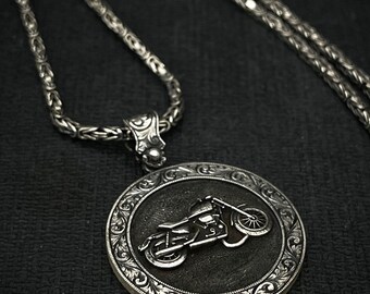 ハーレーダビッドソン モーターサイクルエンジン ペンダントネックレス