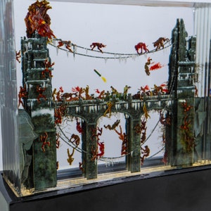 Zombie Horde Resin Sculpture bridge battle resin desklamp
