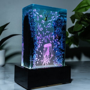 Jellyfish Swarm Resin Desk Light Underwater Epoxy Lamp Scuba Exploration Sculpture for Ocean Lovers Unique Gift Diver Cute Zen Mystical Art