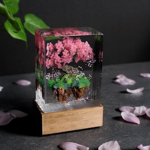 Drijvende kersenbloesemharslamp Zen-bureaukunst Sakura-bloemblaadje sculptuur voor natuurliefhebber