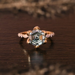 5.50 CT Step-Cut Hexagon Moissanite Engagement Ring/ 14K Solid Gold Moissanite Ring/ Hidden Halo Promise Anniversary Ring/ Proposal Ring