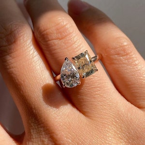 Toi Et Moi Moissanite Ring For Anniversary Gift/ Pear And Radiant Cut Moissanite 14K Solid Gold Ring/ Two Stone Moissanite Engagement Ring