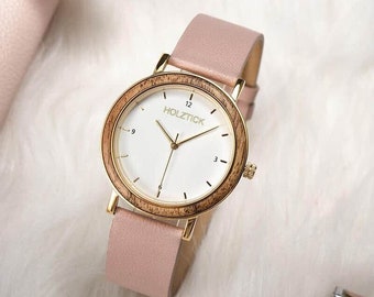 Montre pour femme fine et élégante avec un anneau en bois de noyer