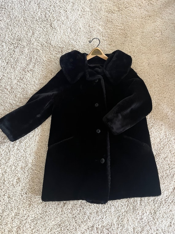 PETITE Faux Fur Coat #fur#coat#faux  Petite faux fur coat, Fur coat,  Vintage faux fur coat