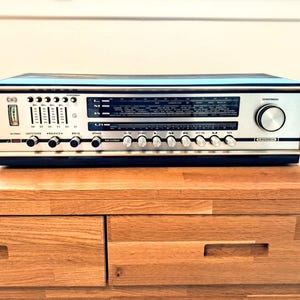 Grundig RTV360 vintage radio