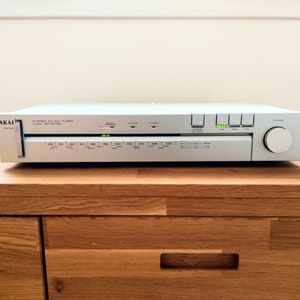 Vintage Akai Tuner