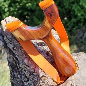 Modelo Ergo DOBRA, madera de ciruelo Natural Fork/Ergo Slingshot/Catapult/Natty/Schlinge/Zwillen