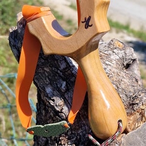Model Ergo Pula 2, cherry wood Natural Fork/Ergo Slingshot/Catapult/Zwillen