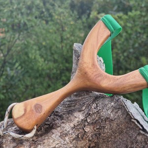 Model Ergo KRK, cypress wood Natural Fork/Ergo Slingshot/Catapult/Natty/Schlinge/Zwillen