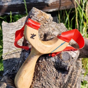 Model Ergo DOBRA No.2., chestnut wood Natural Fork/Ergo Slingshot/Catapult/Natty/Schlinge/Zwillen