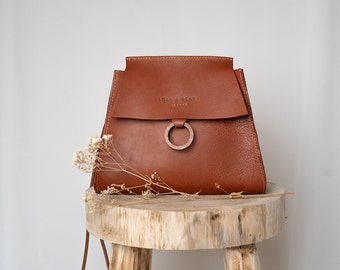 Crossbody shoulder bag | Leather purse for women | Handstitched leather with wood | Amber terricotta leather