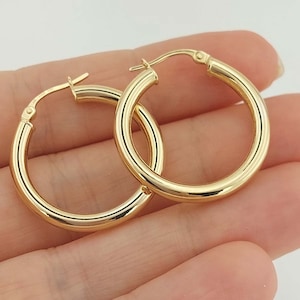 14K Gold Hoop Earrings: Classic Plain Gold Hoops (25mm)