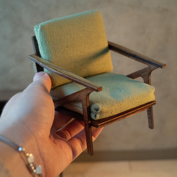 Chaise vintage de style rétro pour meubles de poupée à l'échelle 1/8, diorama miniature, boîte de chambre.