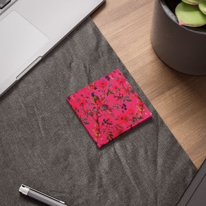 Notre drapeau signifie la dépression, Blocs-notes Post-it®