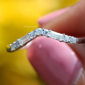 Baguette Moissanite Curve Wedding Band Chevron Curve Wedding Band 14K White Gold Round Moissanite Half Eternity Stacking Ring Anniversary