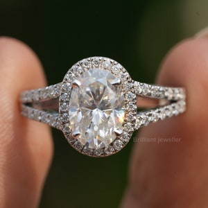 2.5CT Oval Moissanite Diamond Ring Oval Moissanite Engagement Ring Split Shank 14K Oval Halo Ring Oval Moissanite Ring For Her Anniversary