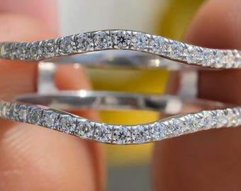 Rehausseur de bague incurvée en diamants ronds cultivés en laboratoire Rehausseur de diamants pour bague de fiançailles rehausseur d'or Wrap Guard Alliance cadeau d'anniversaire