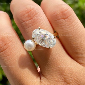 Two Stone 10K/14K Gold Oval Cut Moissanite Engagement Ring 2 Stone Wedding Ring Oval& Pearl Toi Et Moi Anniversary Ring For Her Promise Ring