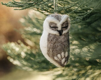 Felt pendant owl