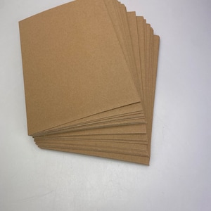 30 Pcs E-flute Brown A4 Corrugated Packing Cardboard Sheets  - 1,5 mm Thick Flat Pack Kraft Board for Mailing, Crafts, Arts, and packaging