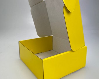 8 Gelbe Versandkartons aus Wellpappe: Kleines Paket (16,5x14,5x6,5 cm)