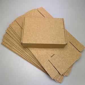 8 golfkartonnen verzenddozen, Royal Mail-postdozen voor kleine pakketten, zakelijk, opslag of cadeau (24 x 18 x 5, bruin/zwart)