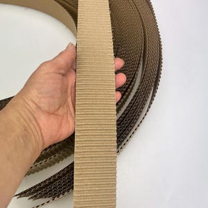 Einseitige B-Welle gewellte Streifen für alle Bastelprojekte 5 CM x 62 CM - 1.97 x 24.41 in (Packung mit 40 Stück) br / br wellpappe B