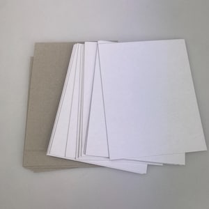 20 hojas de cartón blanco/gris de 12 cm x 15 cm, para manualidades, artes y cualquier proyecto de corte de bricolaje, grosor 0,85 mm.