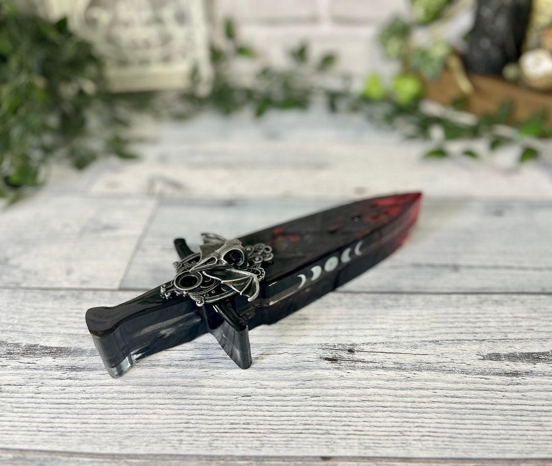 Special Edition Custom Dagger Dice Cases Etsy