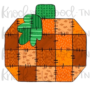 Puede incluir: Ilustración digital de una calabaza con diseño de patchwork. La calabaza está compuesta por cuadrados naranjas, marrones y beige, con hojas y tallo verdes. El diseño tiene una apariencia cosida, con líneas negras que parecen hilo.