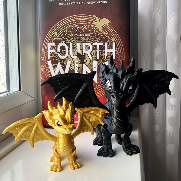 Gold und Black Dragon Combo Set inspiriert von Vierter Flügel | Schwanz | Andarna | 3D gedruckte artikulierende Drachen | Flamme aus Eisen | Bücherregal Dekor