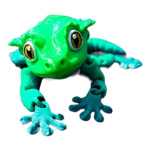 Crested Gecko. Articulated. 3D Printed. Desk Pet. Fidget