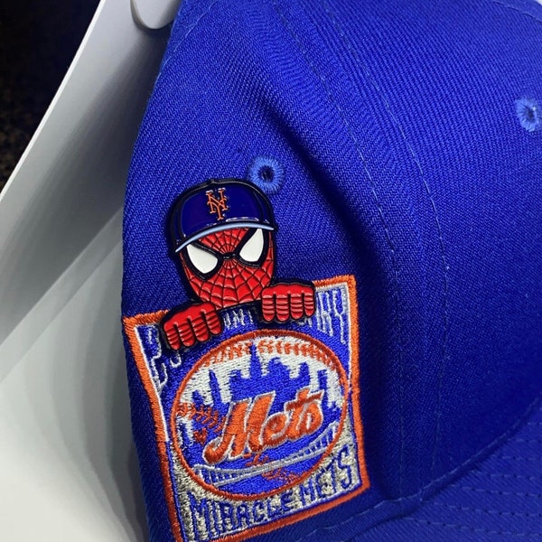 New York Mets Spider-Man emaille pin