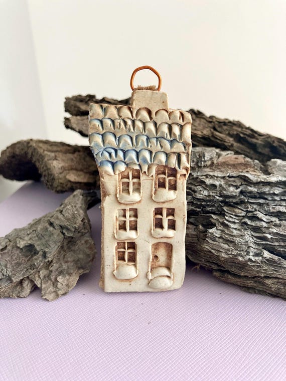Vintage ceramic wall decor, handmade ceramic housewarming gift, cottage wall art, collectible New Zealand ceramic art, Kiwi wall art