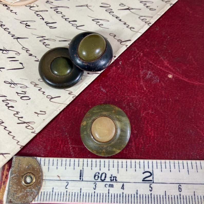 Vintage celluloid buttons tight-top green buttons image 3