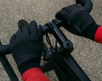 Touch Screen Cycling Gloves: Thermal Fleece, Anti-Slip Grip water resistant wind proof