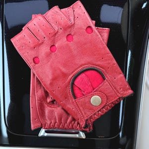 Red Leather Fingerless Driving Gloves: Perforated Nappa Leather
