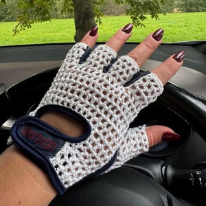 Fingerless Genuine Leather  Crochet-backed Leather Driving Racing Cycling or Gym Gloves, bus driving, Soft, touch