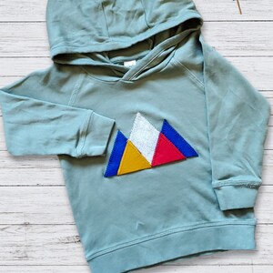 3T Green Mountain Hoodie / Mountain Pattern