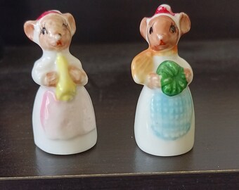 Porcelain Thimble Kitchen Mice