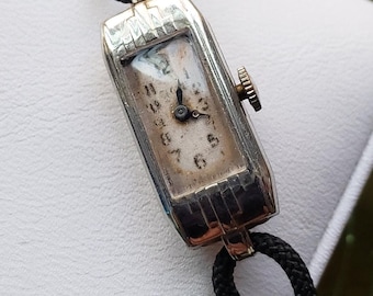 Vintage 1950s Elgin 10K Gold & Diamond Women display picture 1