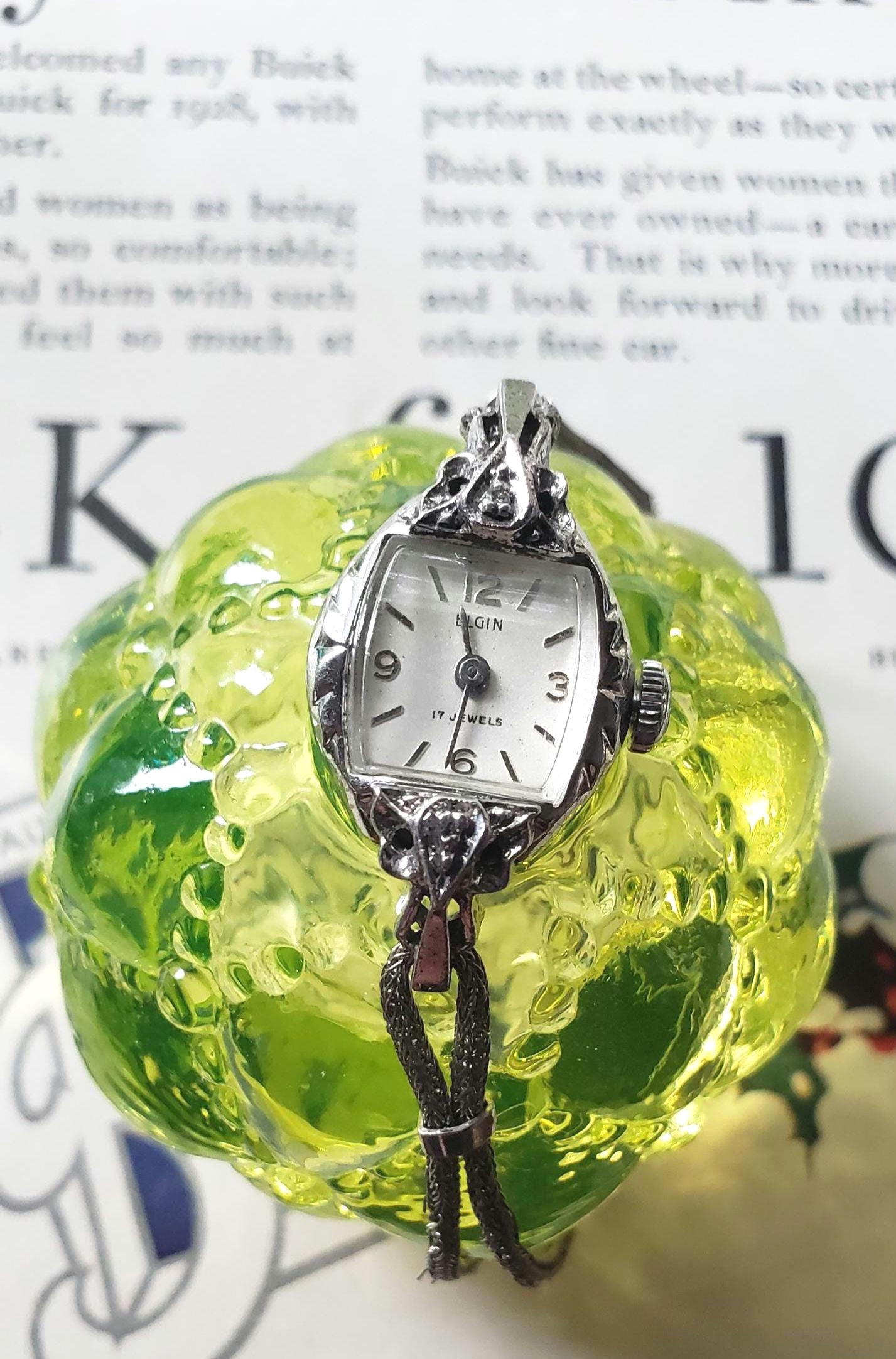 Vintage 1950s Elgin 10K Gold & Diamond Women's Watch! 17 Jewels