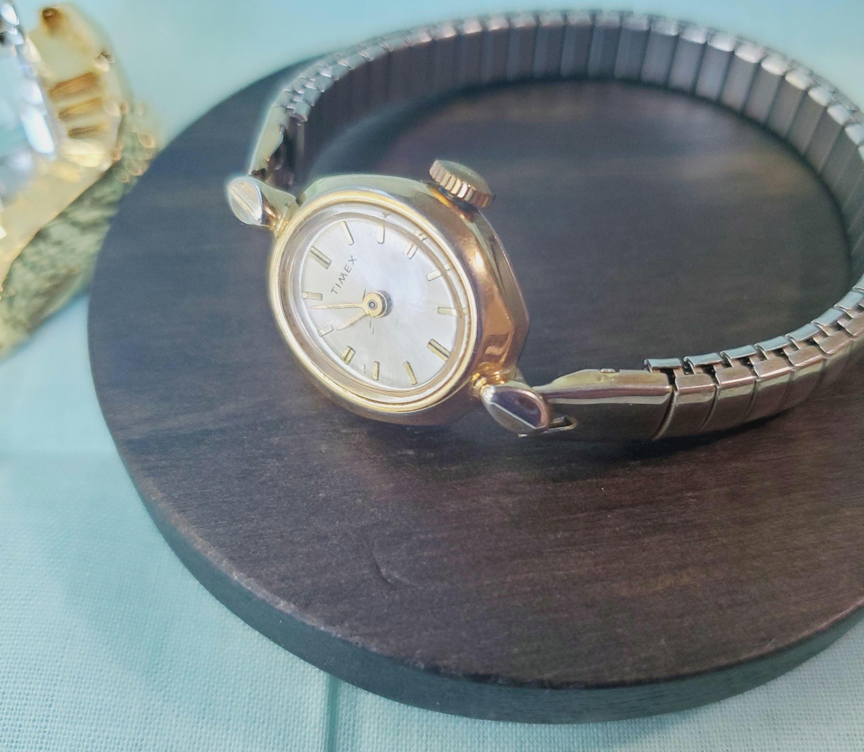 Vintage 1960s Timex Ladies Cocktail Watch! Mechanical 