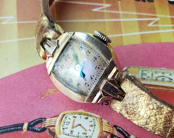 Vintage 1930s Bulova Art Deco Ladies Cocktail Watch 10K Rose Gold, Swiss 17 Jewels, RARE Original Leather Band! STUNNING!!
