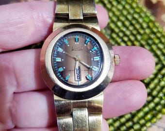 1970s Vintage Seiko Ladies Watch: Green Dial, Gold Case  display picture 2