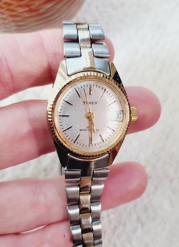 Vintage 1980s Timex Diver Mechanical Ladies Watch, Gold  display picture 1