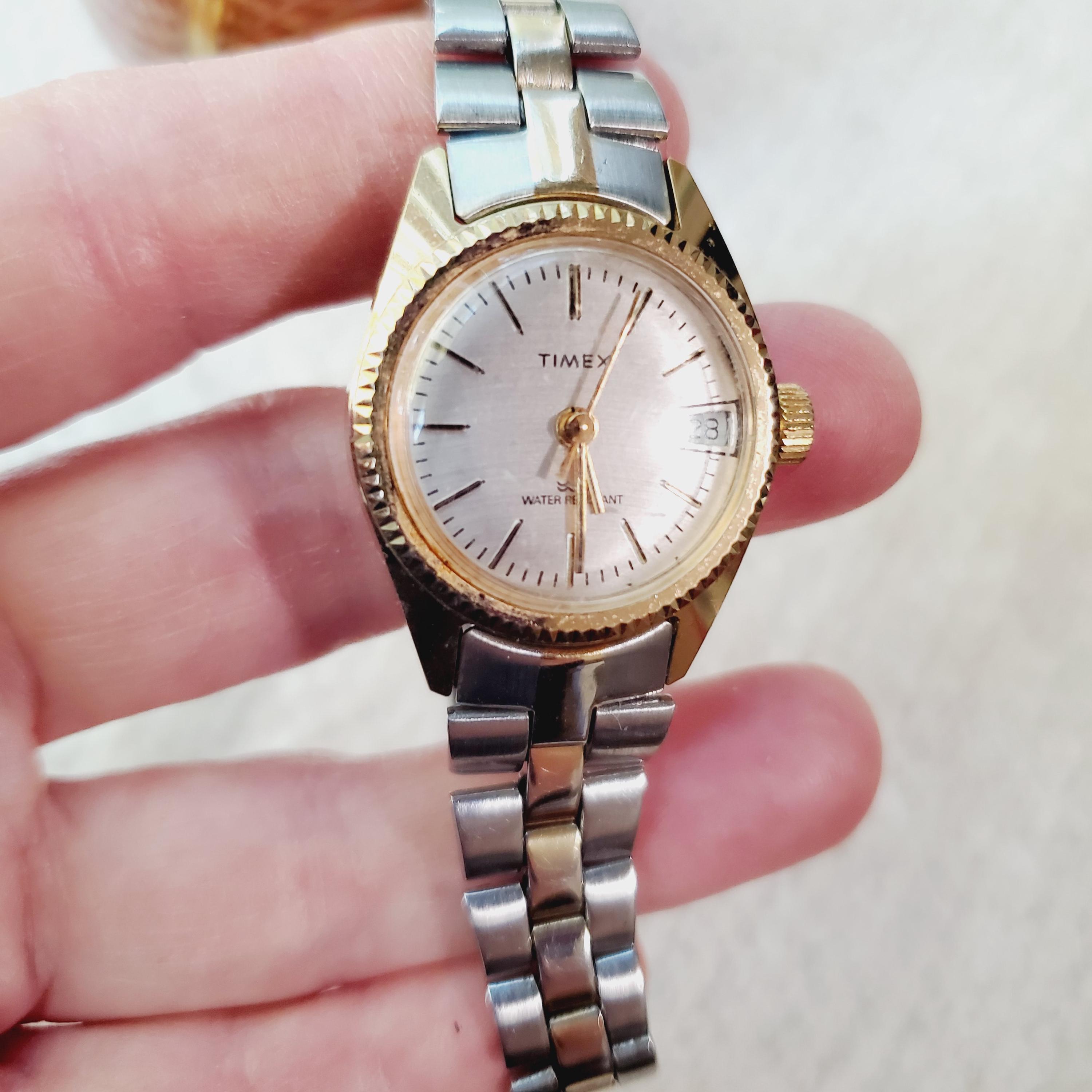 Works Vintage Timex Dynamic France Ladies Watch 26mm Roman Dial Manual Wind Runs WORKS! Vintage Ladies Women main image 2